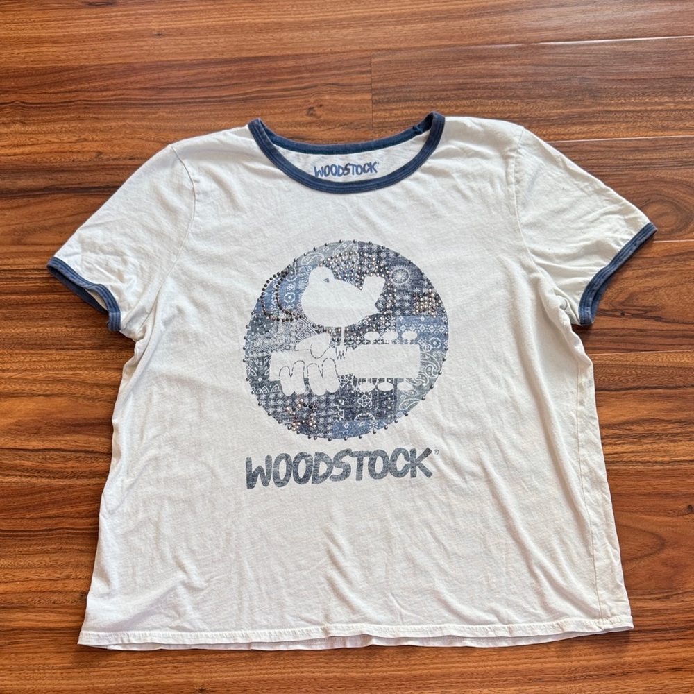 Woman’s Lucky Brand Woodstock tee